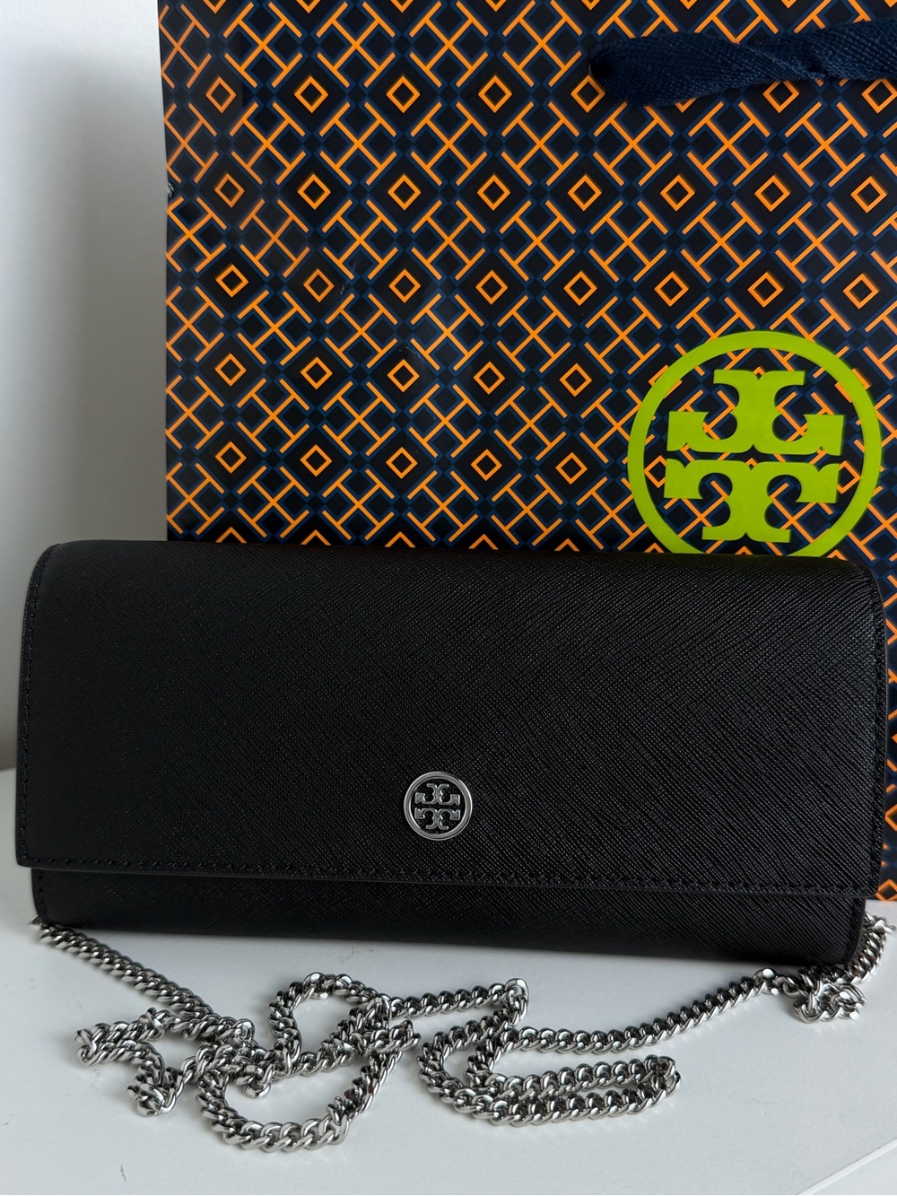NWT Tory Burch Emerson Wallet On A Chain